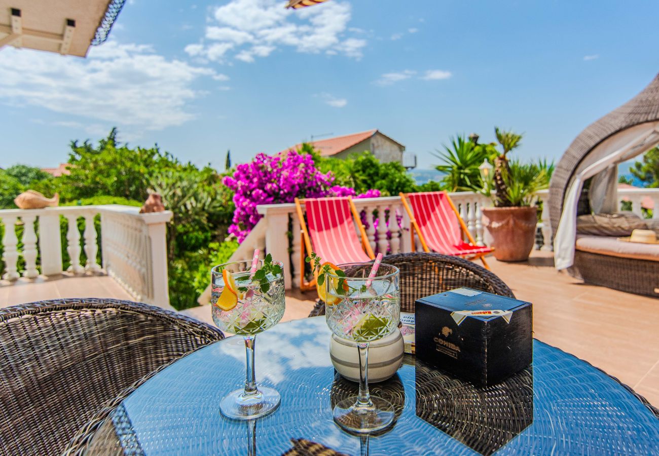 Casa a Maslenica - Sea view Villa Danica