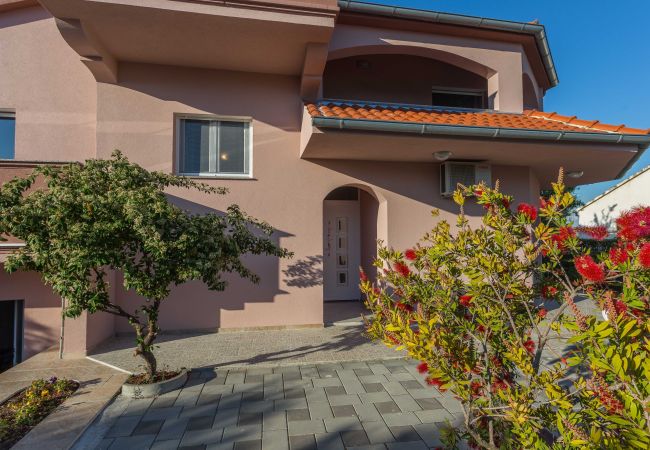 Casa a Biograd na moru - Villa Simone with private pool Casa a Biograd na moru - Villa Simone with private pool