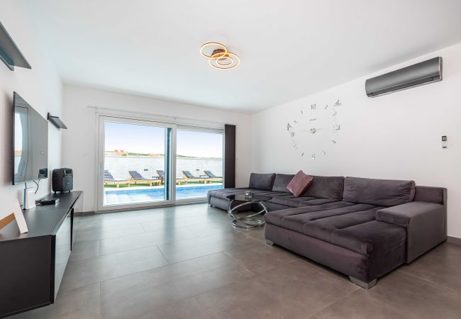 Casa a Ražanac - Sea view Villa Punta Casa a Ražanac - Sea view Villa Punta