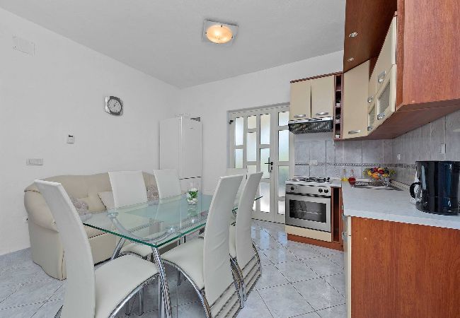 Casa a Neoric - Sport & Spa Villa Neoric Casa a Neoric - Sport & Spa Villa Neoric