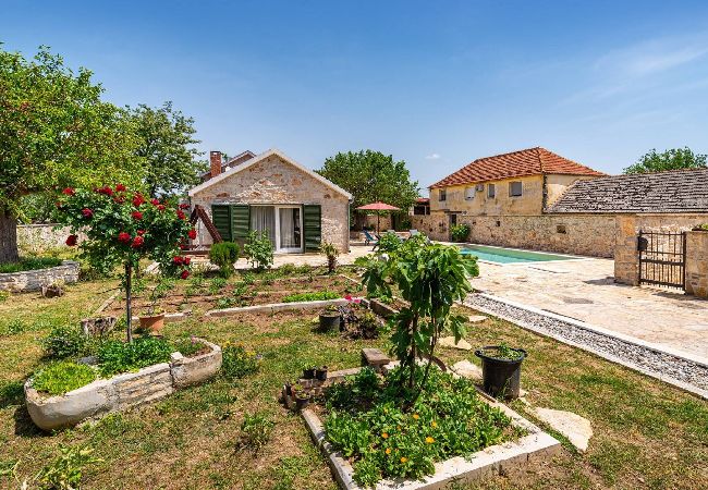 Casa a Podlug - Authentic Villa Zvonko Casa a Podlug - Authentic Villa Zvonko