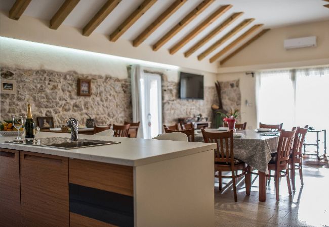 Casa a Podlug - Authentic Villa Zvonko Casa a Podlug - Authentic Villa Zvonko