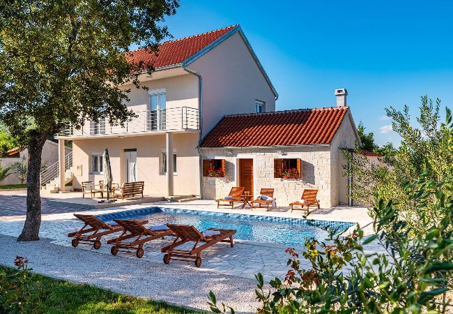 Casa a Stankovci - Holiday home Zara Casa a Stankovci - Holiday home Zara