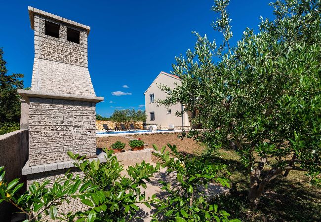 Casa a Tinj - Holiday home Maria Casa a Tinj - Holiday home Maria