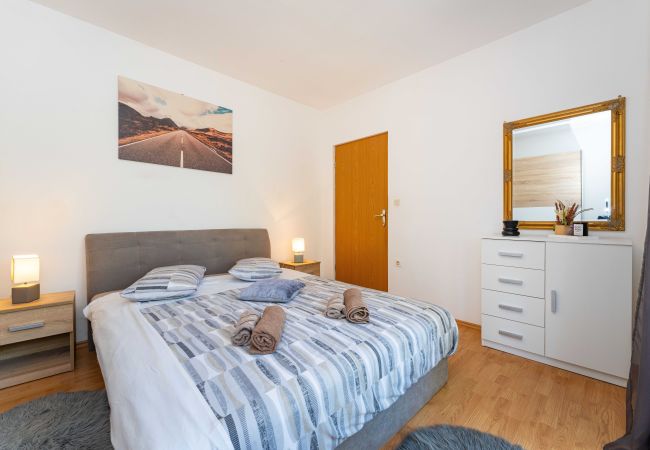 Casa a Krkovic - Holiday home Olive Garden Casa a Krkovic - Holiday home Olive Garden