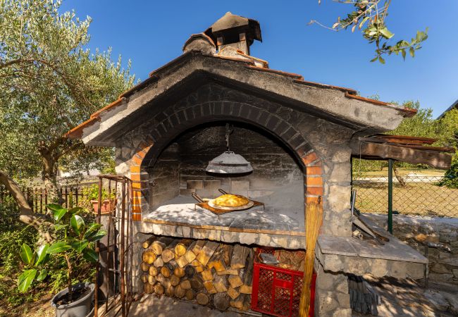 Casa a Krkovic - Holiday home Olive Garden Casa a Krkovic - Holiday home Olive Garden