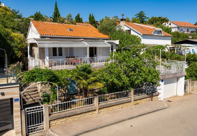 Casa a Maslenica - Vacation house Maslenica Casa a Maslenica - Vacation house Maslenica