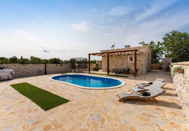 Casa a Šopot - Holiday home Katalea Casa a Šopot - Holiday home Katalea
