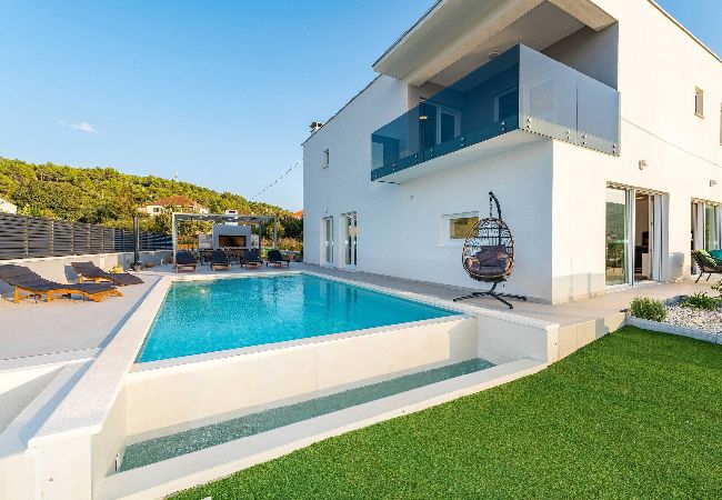 Casa a Barotul - Sea view Villa Tala Casa a Barotul - Sea view Villa Tala