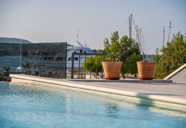 Casa a Barotul - Sea view Villa Tala Casa a Barotul - Sea view Villa Tala