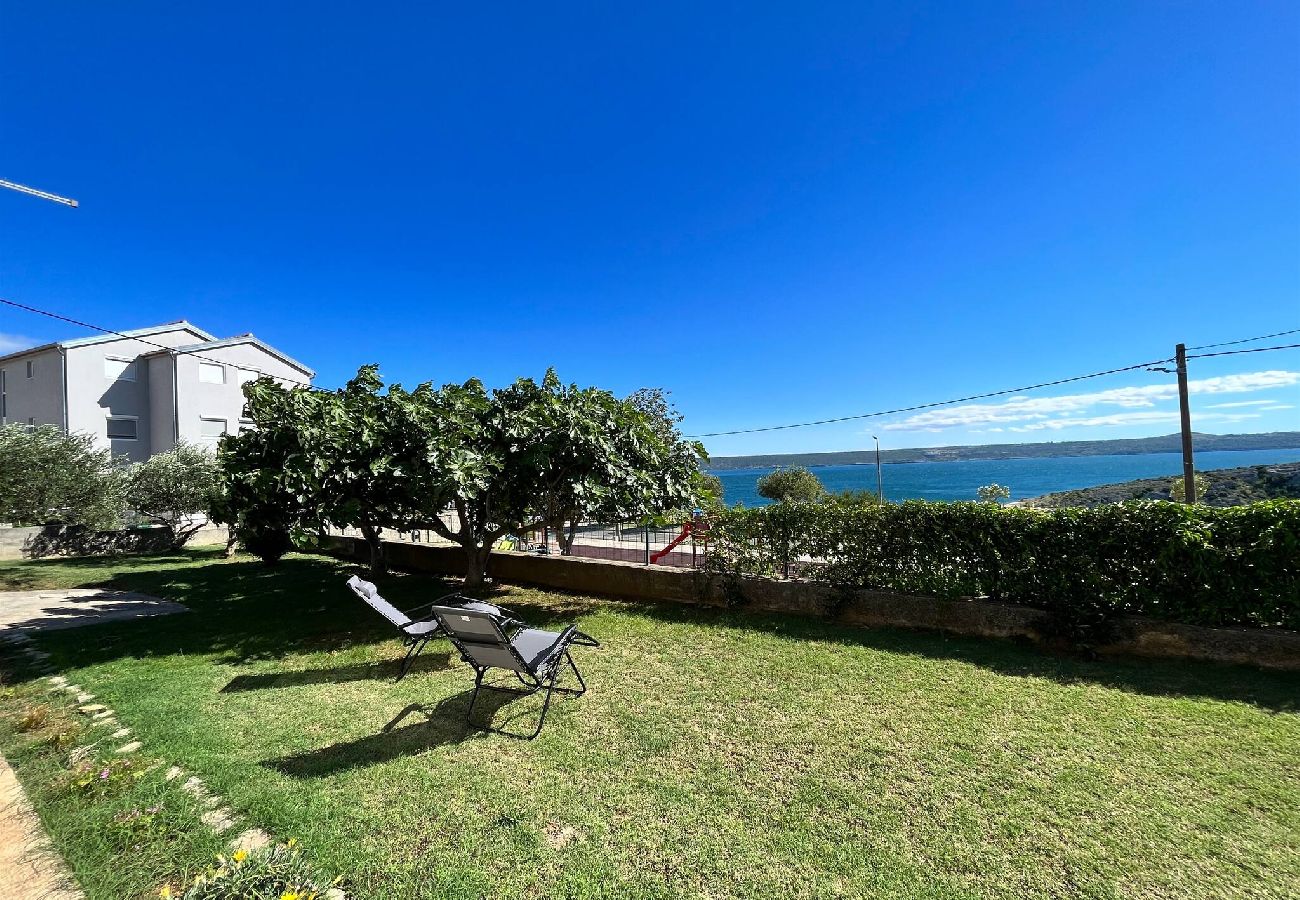 Casa a Maslenica - Holiday home Anatea