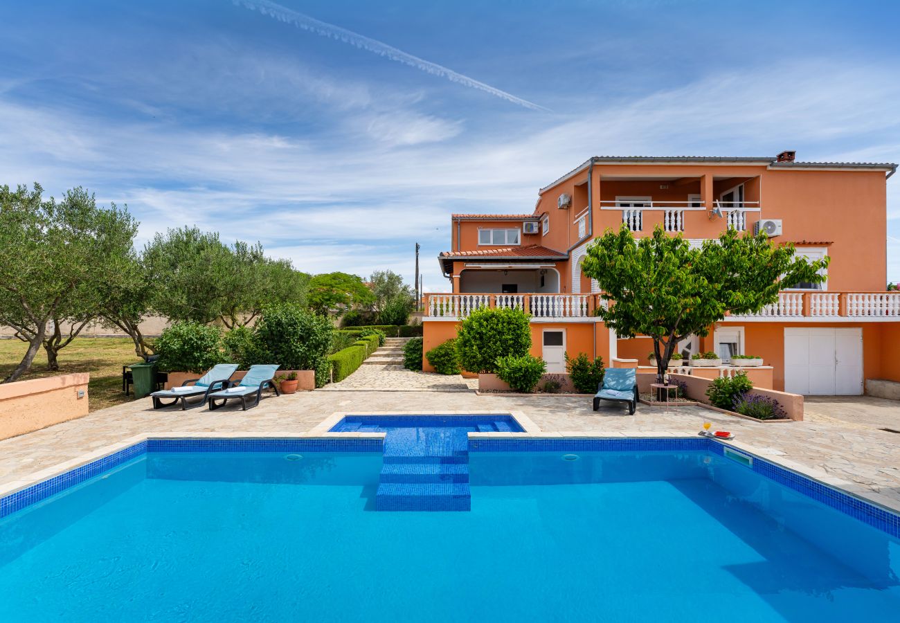 Casa a Visocane - Apartment Visocane with private pool