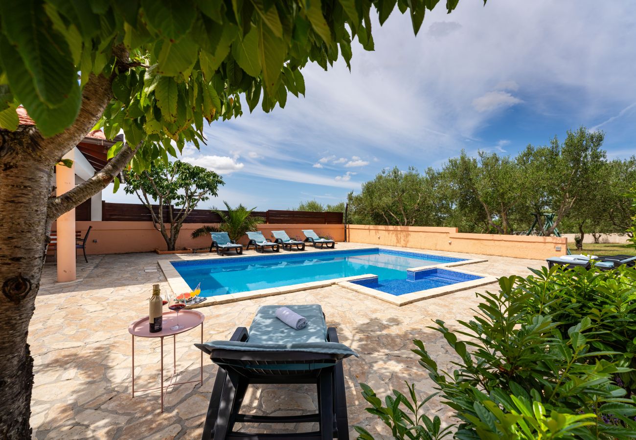Casa a Visocane - Apartment Visocane with private pool