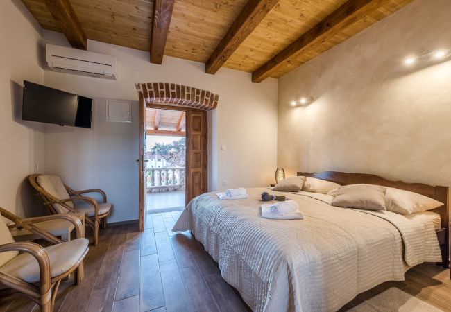Villa a Sukošan - Authentic Villa Dumina Villa a Sukošan - Authentic Villa Dumina