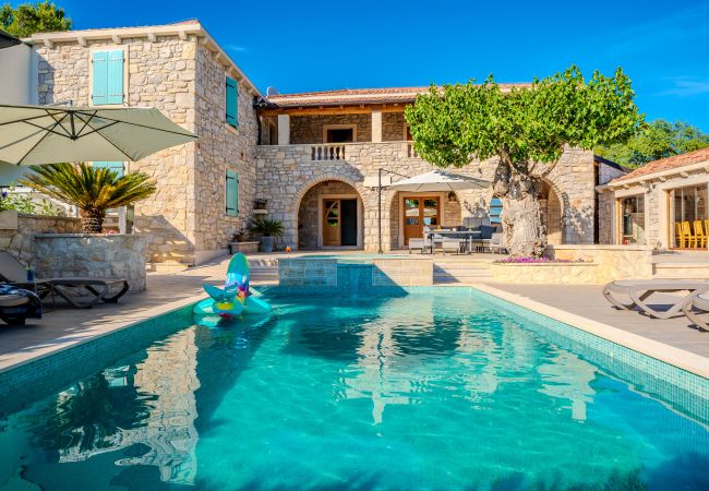 Casa a Sukošan - Authentic Villa Dumina