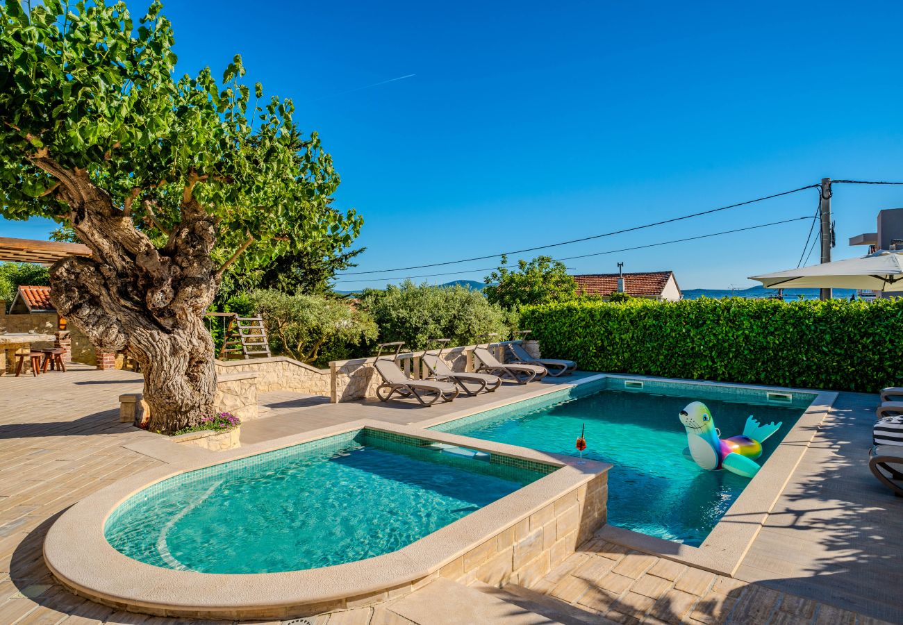 Casa a Sukošan - Authentic Villa Dumina