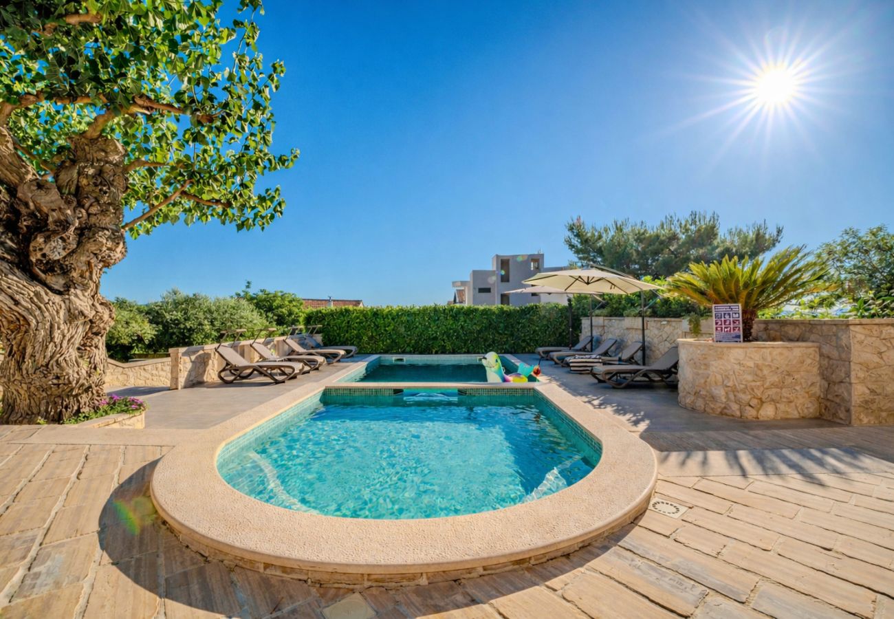 Casa a Sukošan - Authentic Villa Dumina