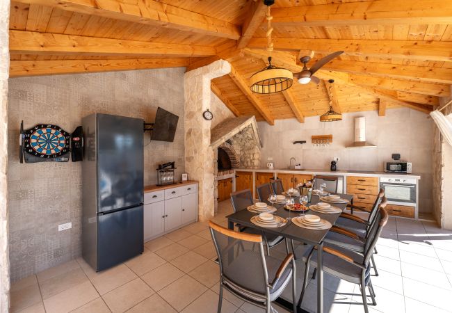 Casa a Vodice - Holiday home Briscola Casa a Vodice - Holiday home Briscola