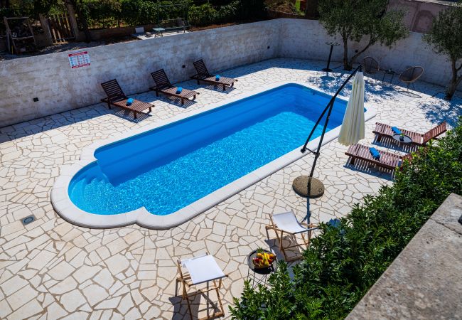 Casa a Vodice - Holiday home Briscola Casa a Vodice - Holiday home Briscola