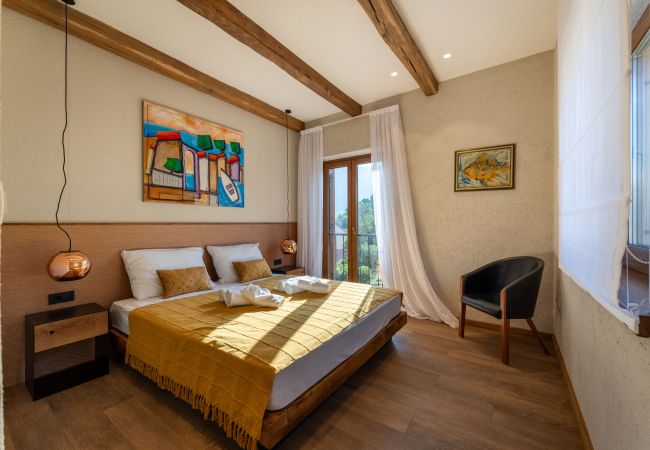 Casa a Svirce - Authentic Villa Fisola Casa a Svirce - Authentic Villa Fisola