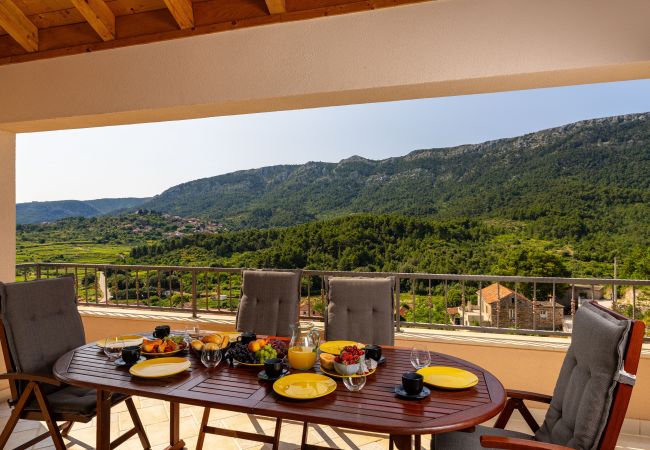 Casa a Svirce - Sea view Villa Amaria Casa a Svirce - Sea view Villa Amaria