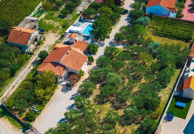 Casa a Vodice - Holiday home Nadalina Casa a Vodice - Holiday home Nadalina