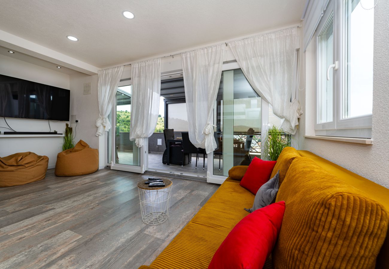 Appartamento a Žaborić - Sea view penthouse Nikita