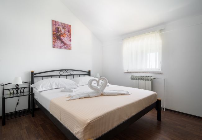 Casa a Vodice - Villa Olea with private heated pool Casa a Vodice - Villa Olea with private heated pool
