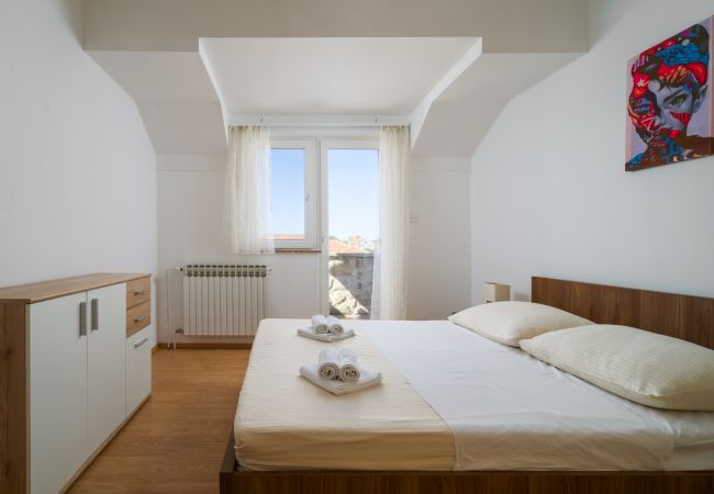 Casa a Vodice - Villa Olea with private heated pool Casa a Vodice - Villa Olea with private heated pool