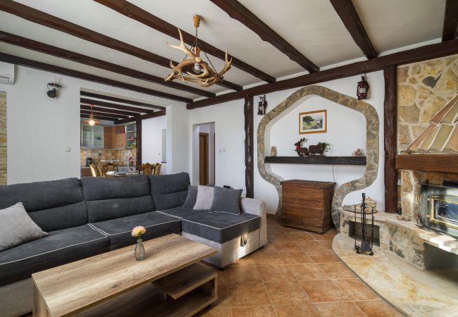 Casa a Vodice - Villa Olea with private heated pool Casa a Vodice - Villa Olea with private heated pool