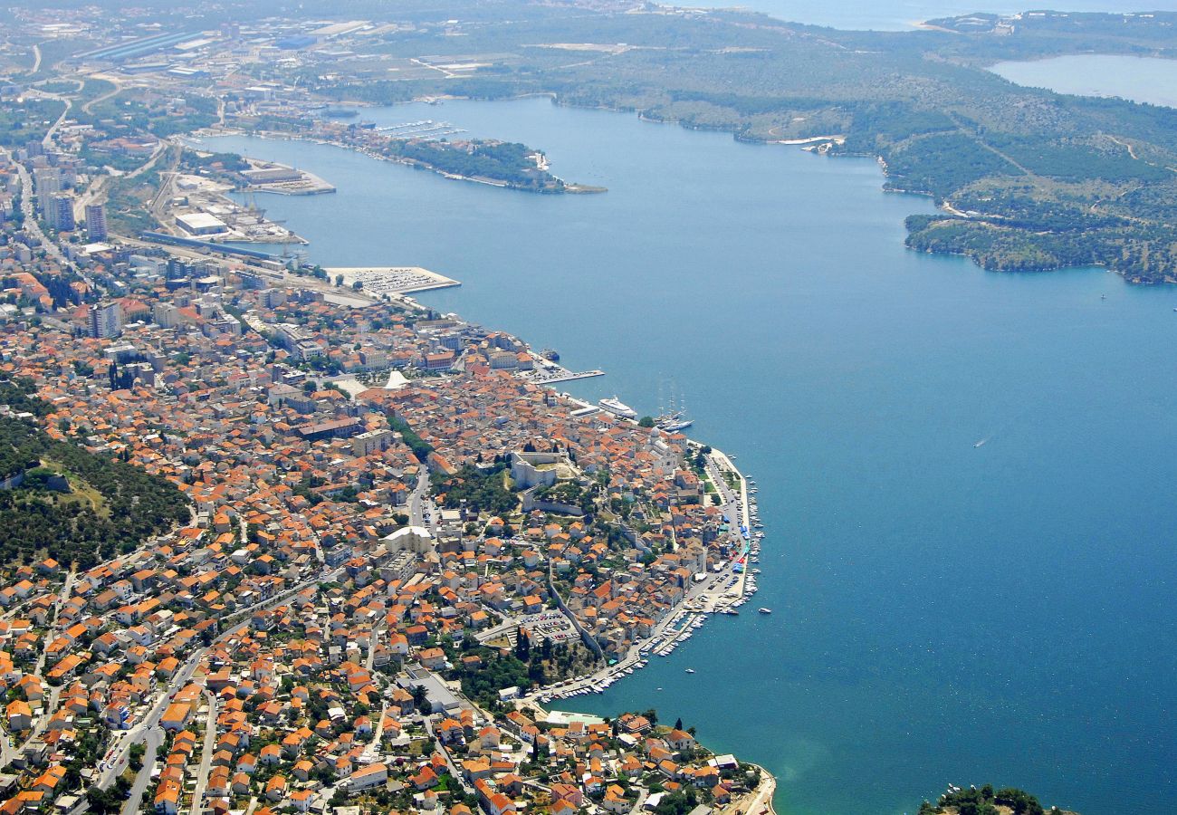 Appartamento a Šibenik - Sea view apartment Klara