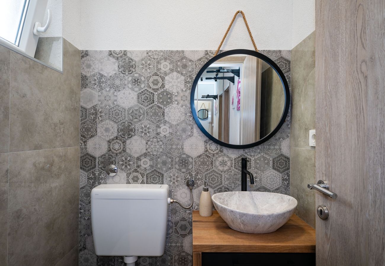 Appartamento a Šibenik - Sea view apartment Klara