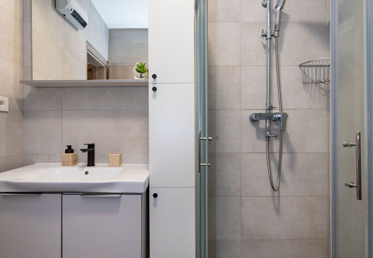 Appartamento a Šibenik - Sea view apartment Klara