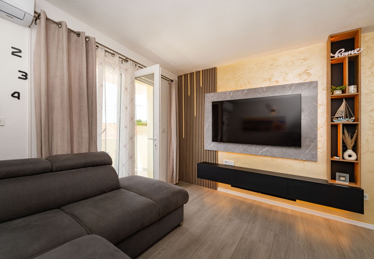 Appartamento a Šibenik - Sea view apartment Klara
