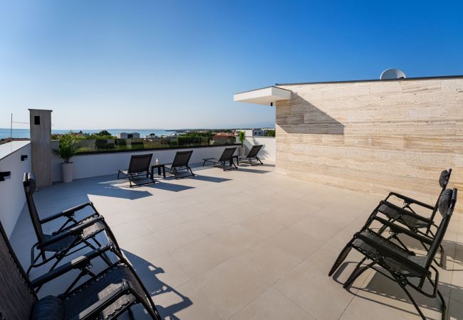 Appartamento a Vrsi - Beach apartment LaMag Appartamento a Vrsi - Beach apartment LaMag