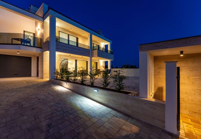 Appartamento a Vrsi - Beach apartment LaMag Appartamento a Vrsi - Beach apartment LaMag