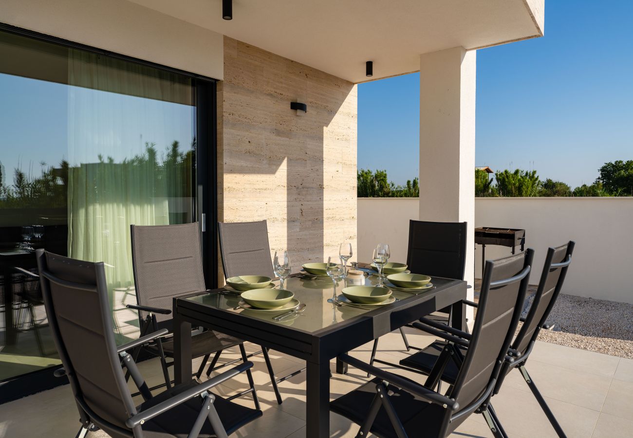 Appartamento a Vrsi - Beach apartment LaMag