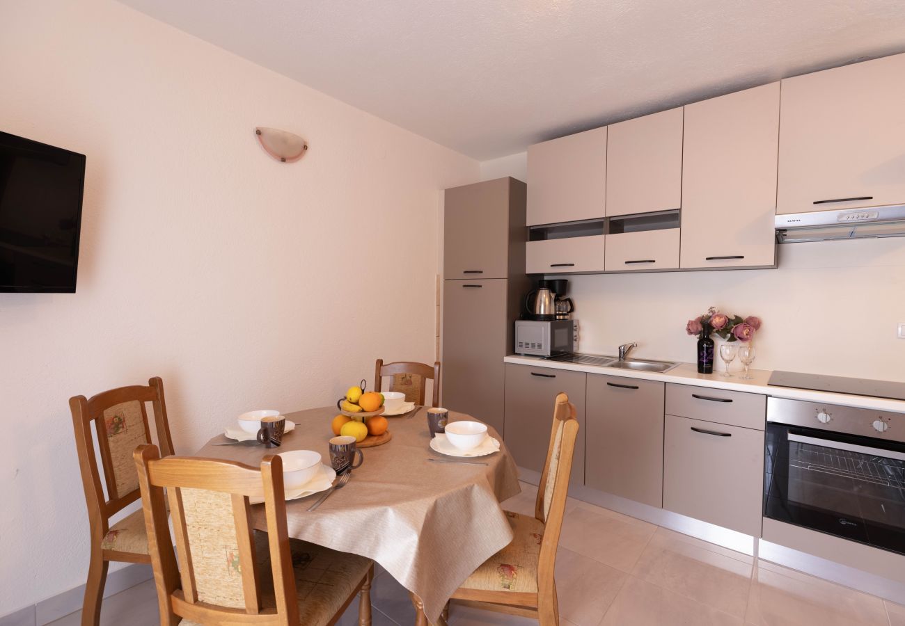 Appartamento a Biograd na moru - Apartman DaDa 2