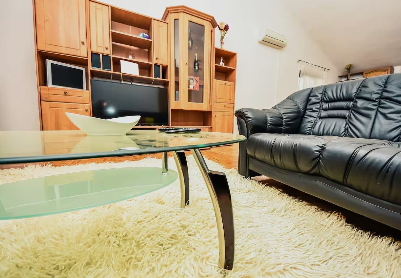 Casa a Tinj - Villa Ljubica with private pool