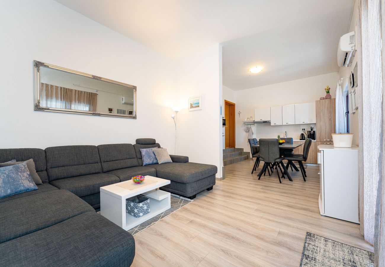 Appartamento a Starigrad - Sea view Apartment Masha