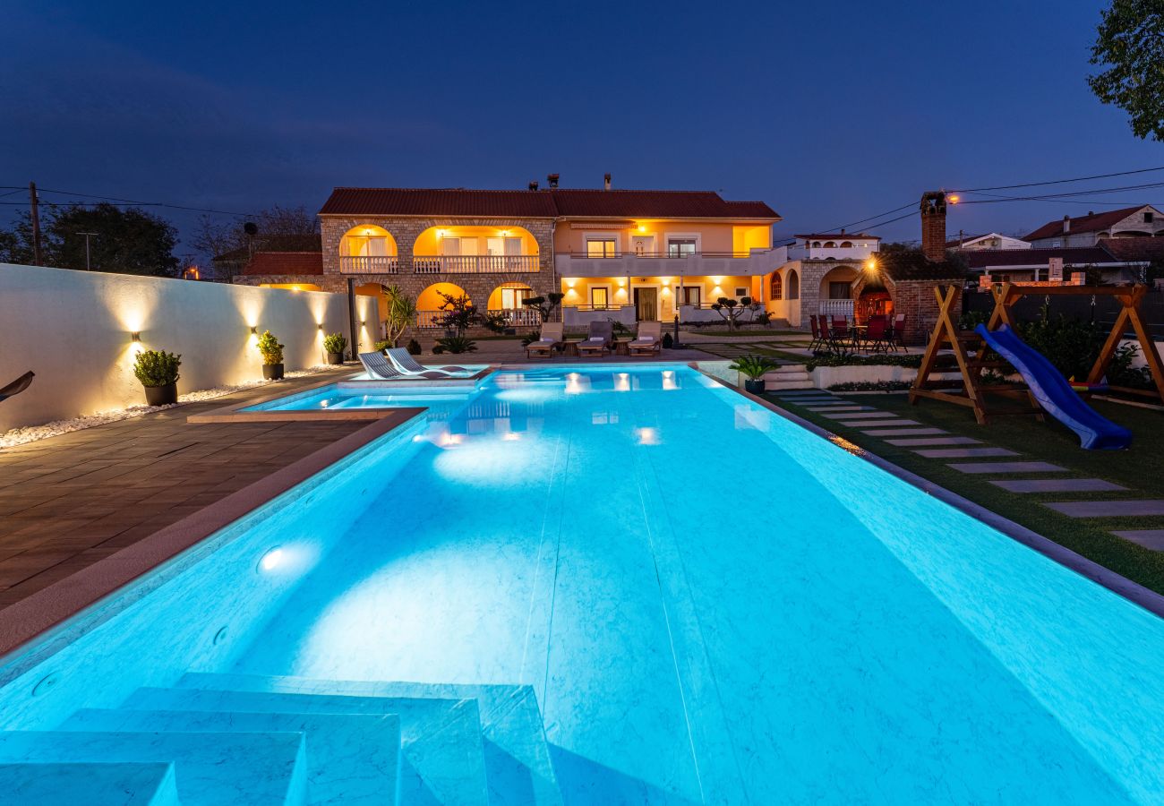 Appartamento a Galovac - Apartment M&N