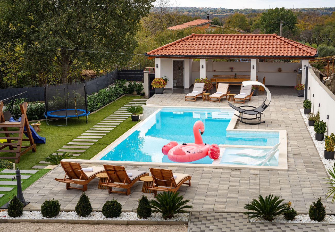 Appartamento a Galovac - Apartment M&N