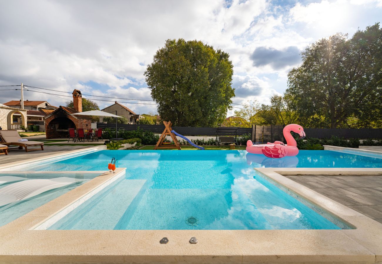 Appartamento a Galovac - Apartment Galleli with private pool