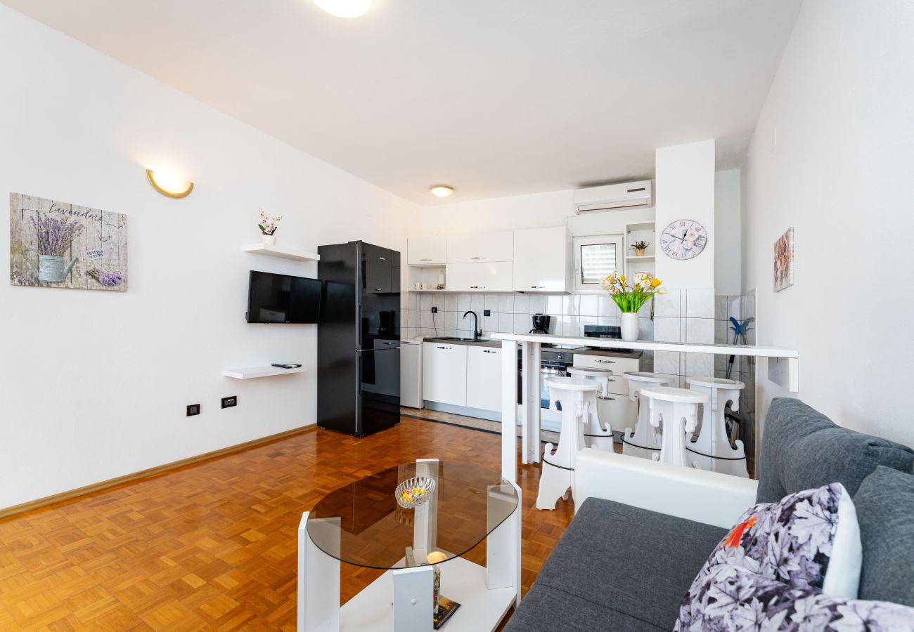 Appartamento a Galovac - Apartment Galleli with private pool