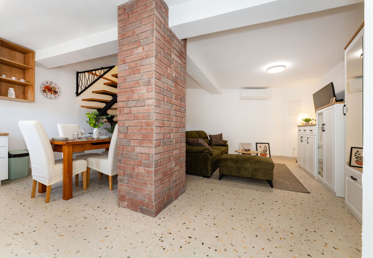 Casa a Šibenik - Holiday home Casa Ivana