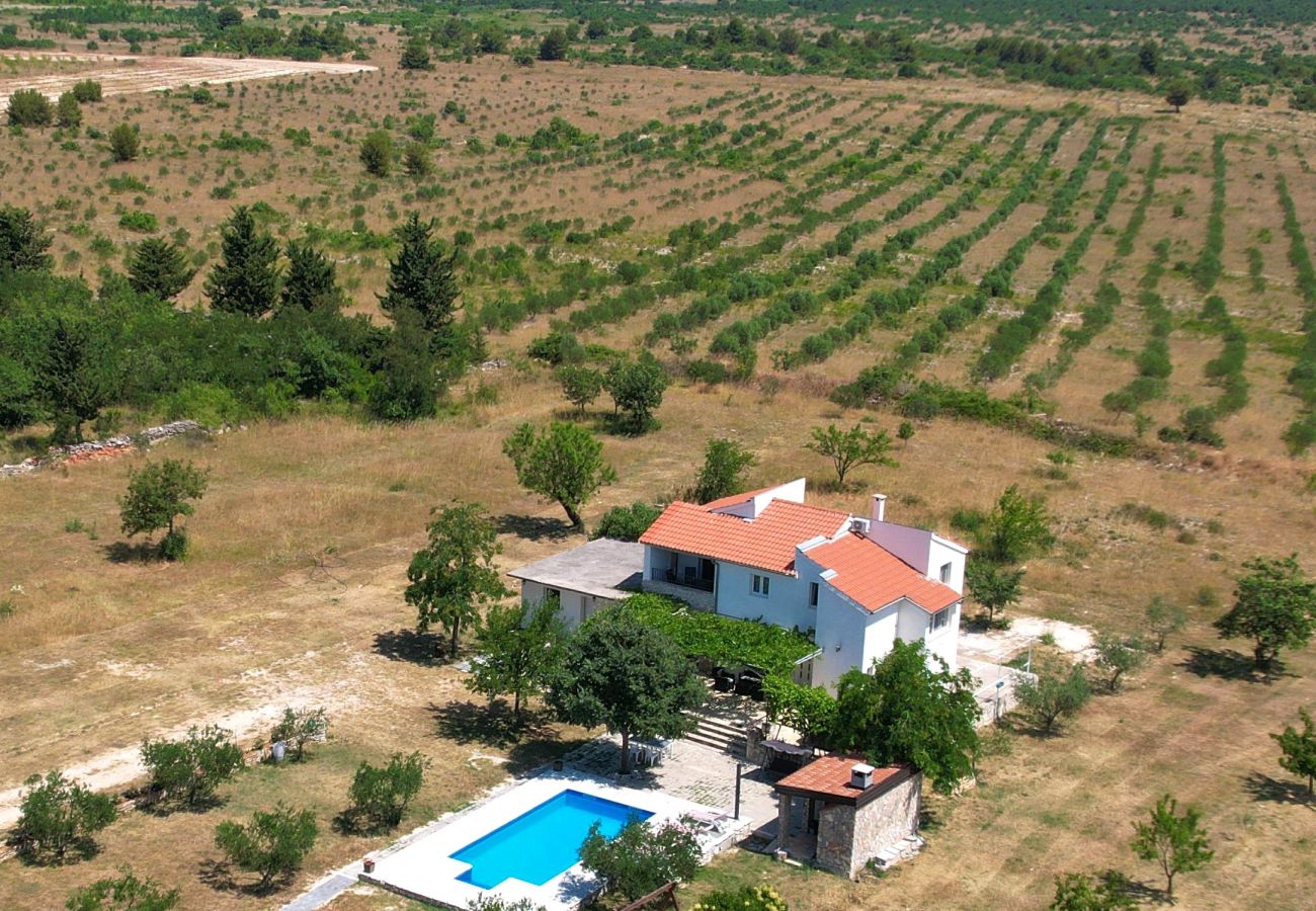 Casa a Donji Kašic - Holiday home Mandorla