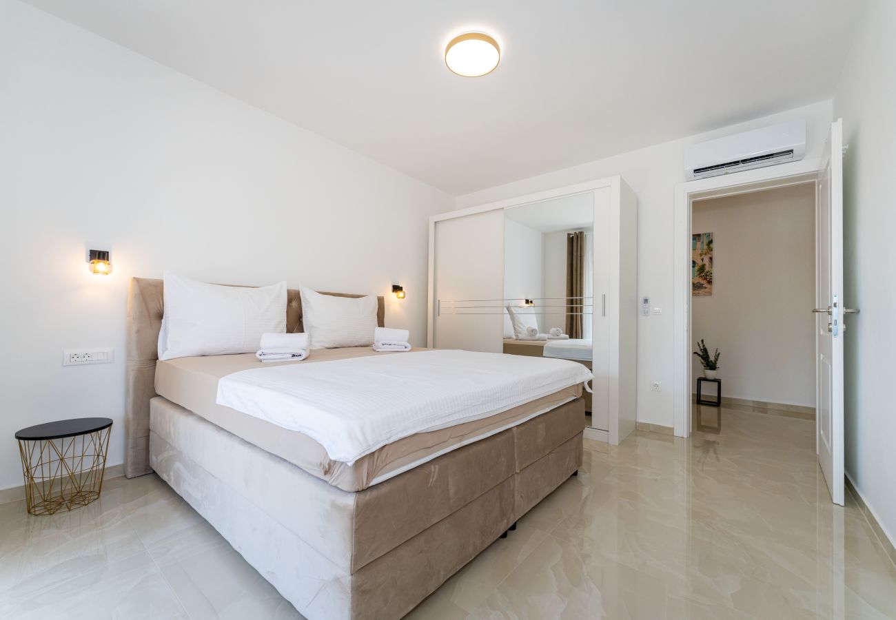Casa a Sveti Filip i Jakov - Villa Familia