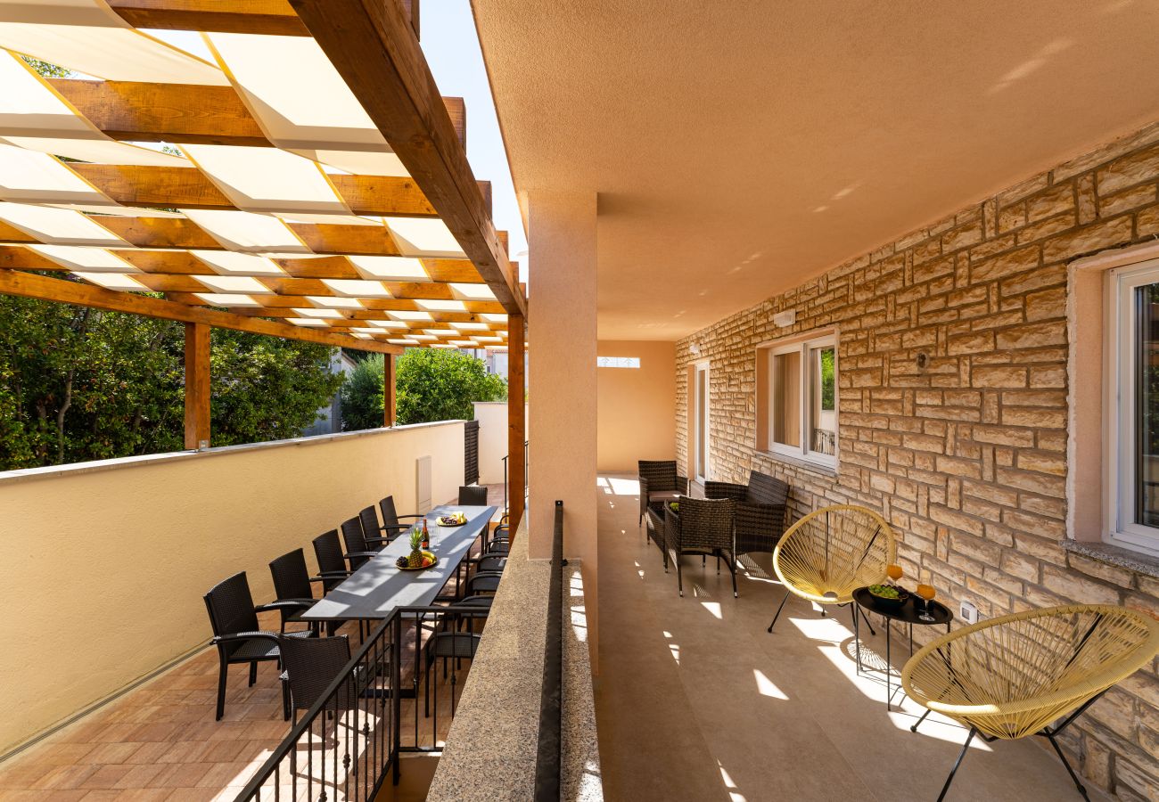 Casa a Sveti Filip i Jakov - Villa Familia