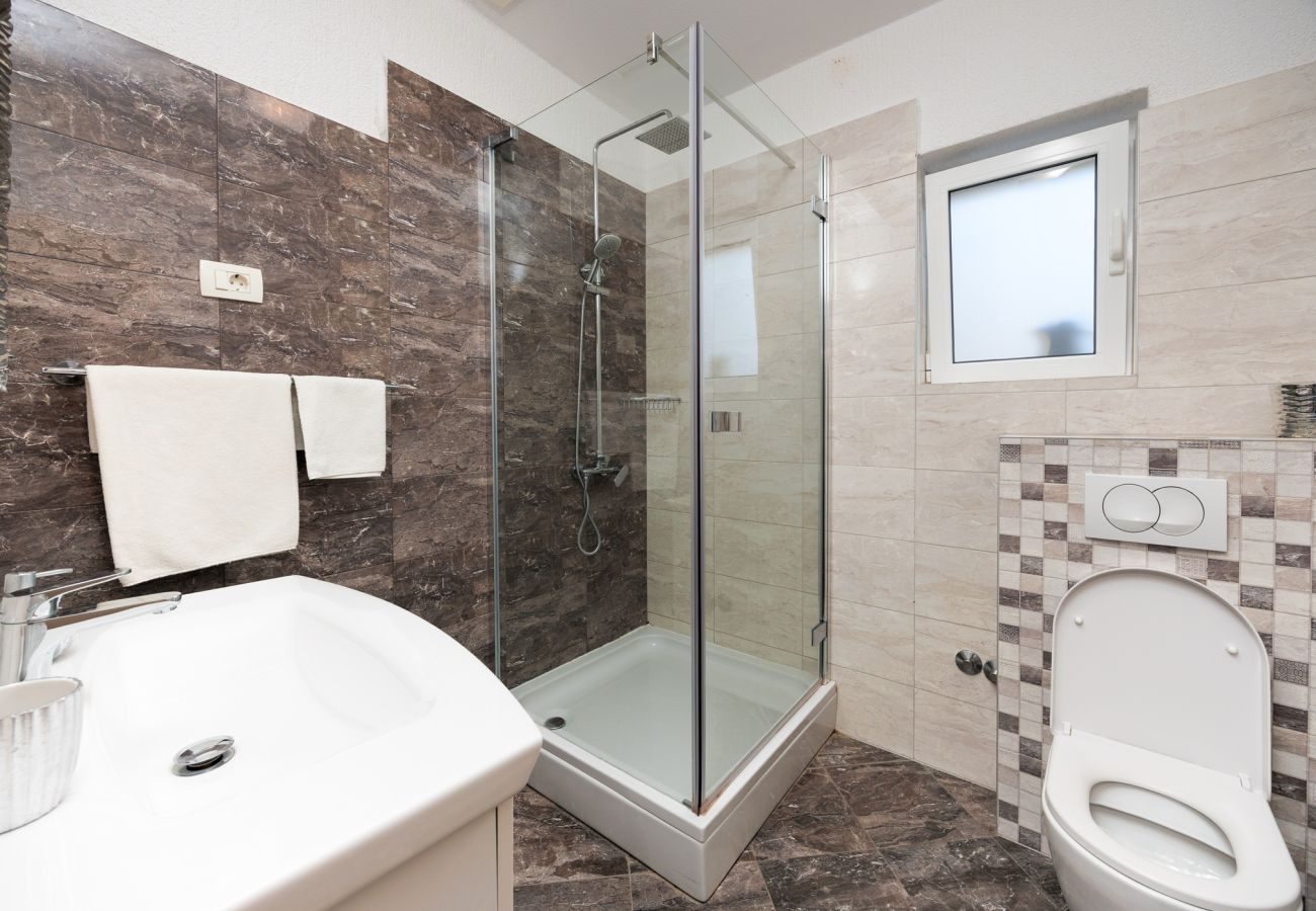 Casa a Smilcic - Authentic Villa Granar