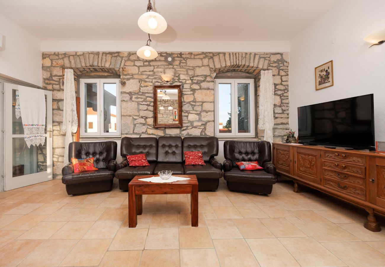 Casa a Smilcic - Authentic Villa Granar